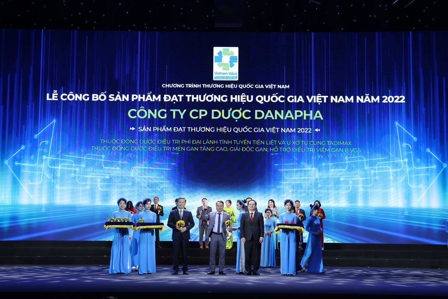 DANAPHA IS HONORED TO RECEIVE THE FOURTH CONSECUTIVE VIETNAM VALUE 2022